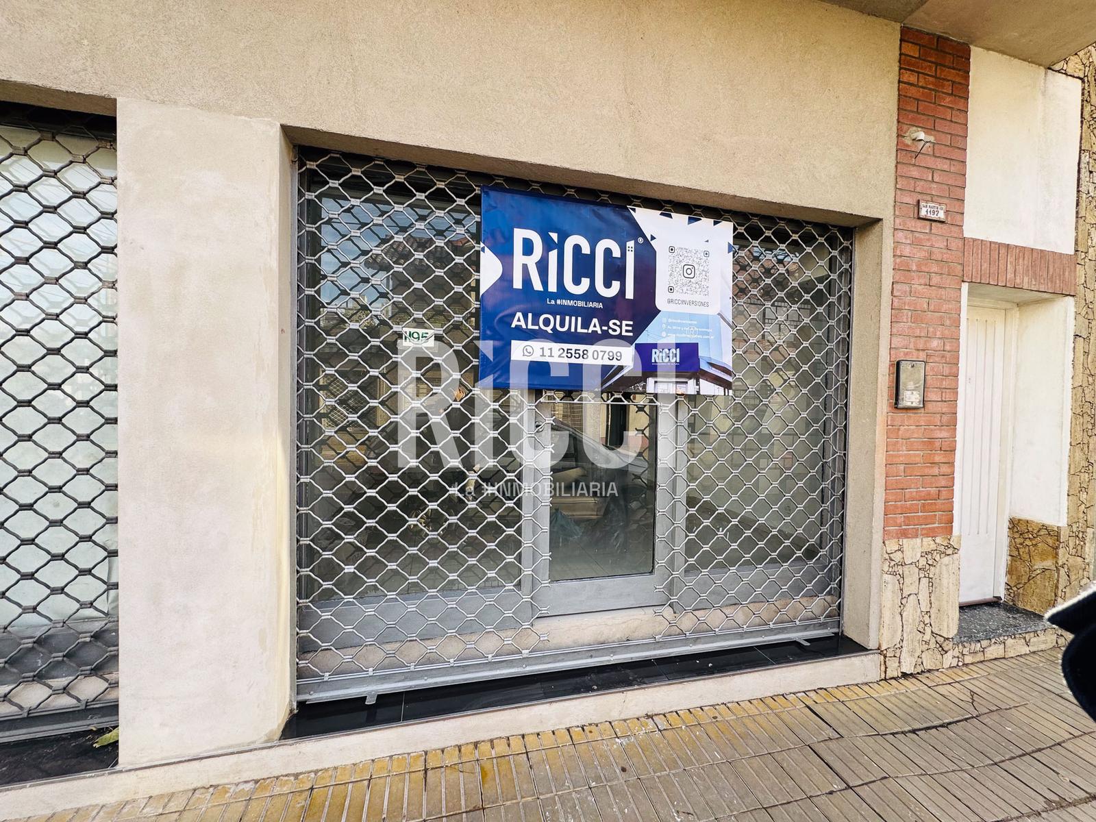 Foto Local en Alquiler en Berazategui, Berazategui Calle 150 y 12