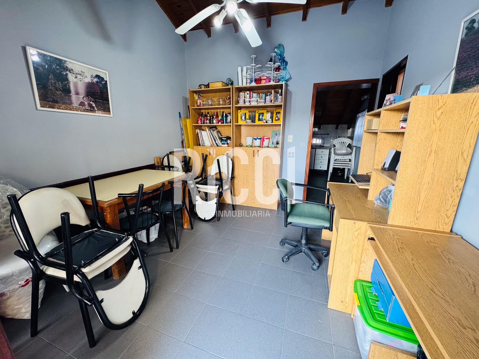 Foto Casa en Venta en Berazategui, G.B.A. Zona Sur Casa 5 ambientes en venta Berazategui