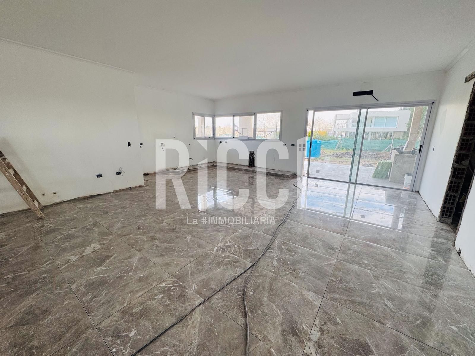 Foto Casa en Venta en Haras del Sur II, Countries/B.Cerrado (La Plata) Casa 4 ambientes en venta Haras del sur II