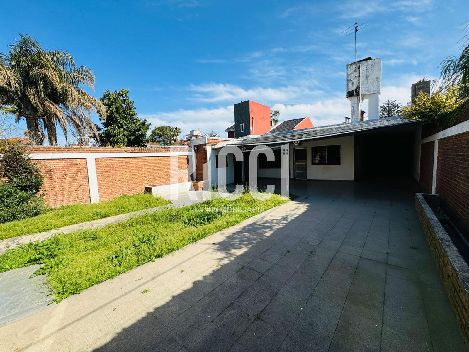Foto Casa en Venta en Berazategui, Berazategui 153 al 800