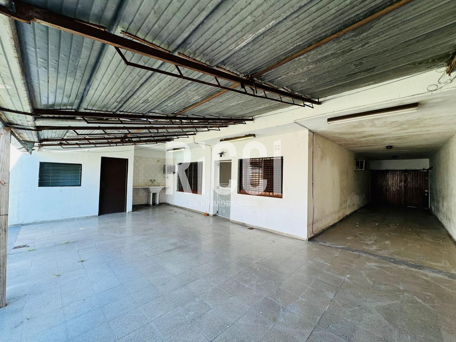 Foto Casa en Venta en Berazategui, Berazategui 153 al 800