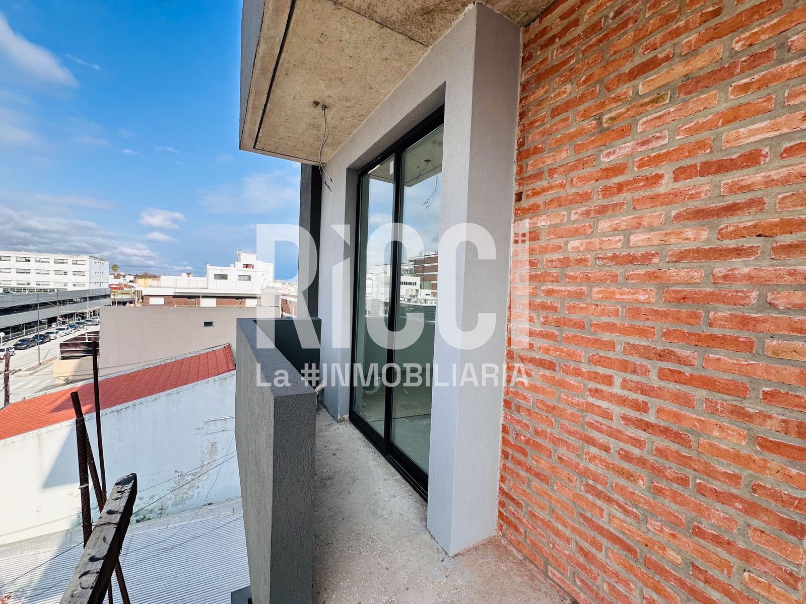 Foto Departamento en Venta en Quilmes, G.B.A. Zona Sur Andres Baranda  al 100