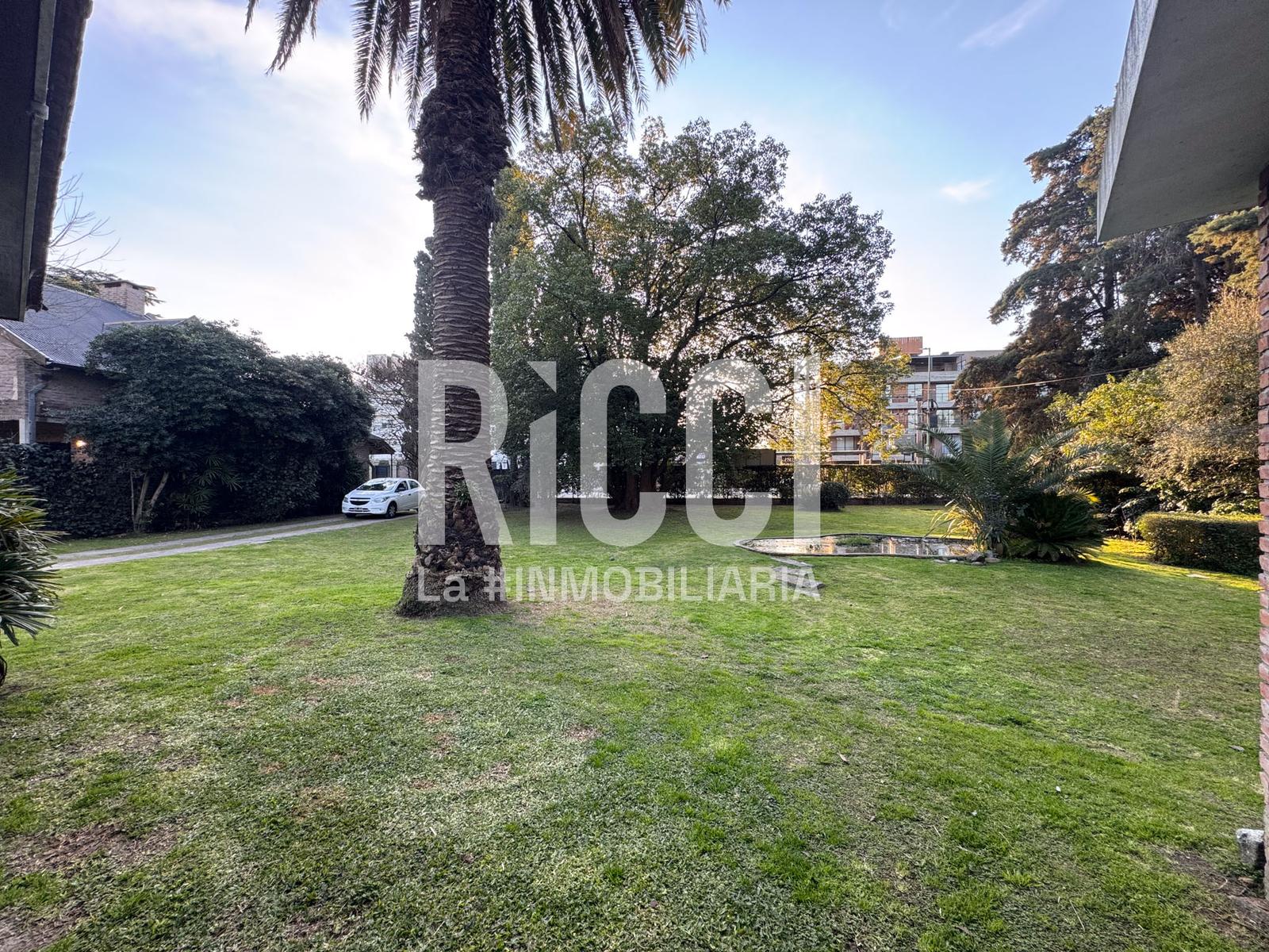 Foto Casa en Venta en Ranelagh, Berazategui Casa quinta en venta ranelagh apta credito
