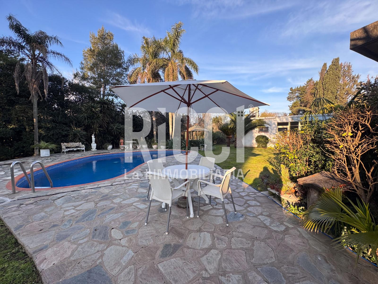 Foto Casa en Venta en Ranelagh, Berazategui Casa quinta en venta ranelagh apta credito