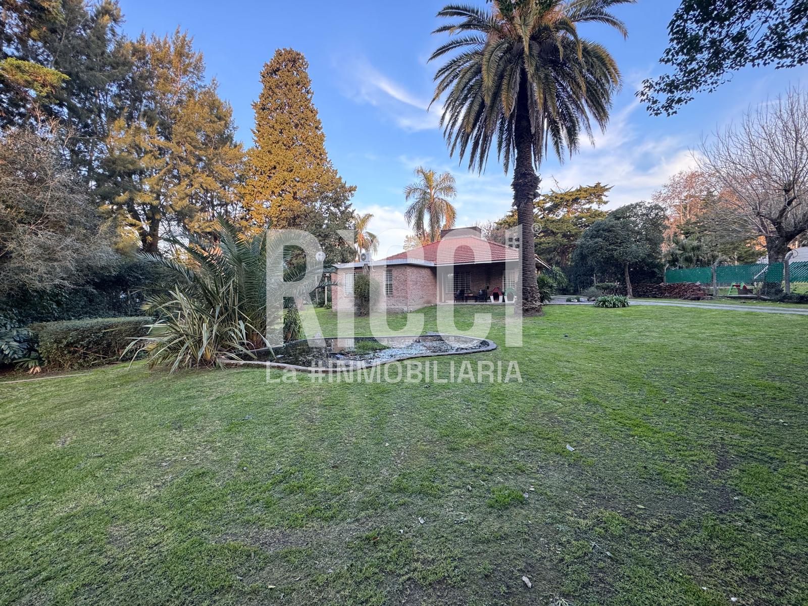 Foto Casa en Venta en Ranelagh, Berazategui Casa quinta en venta ranelagh apta credito