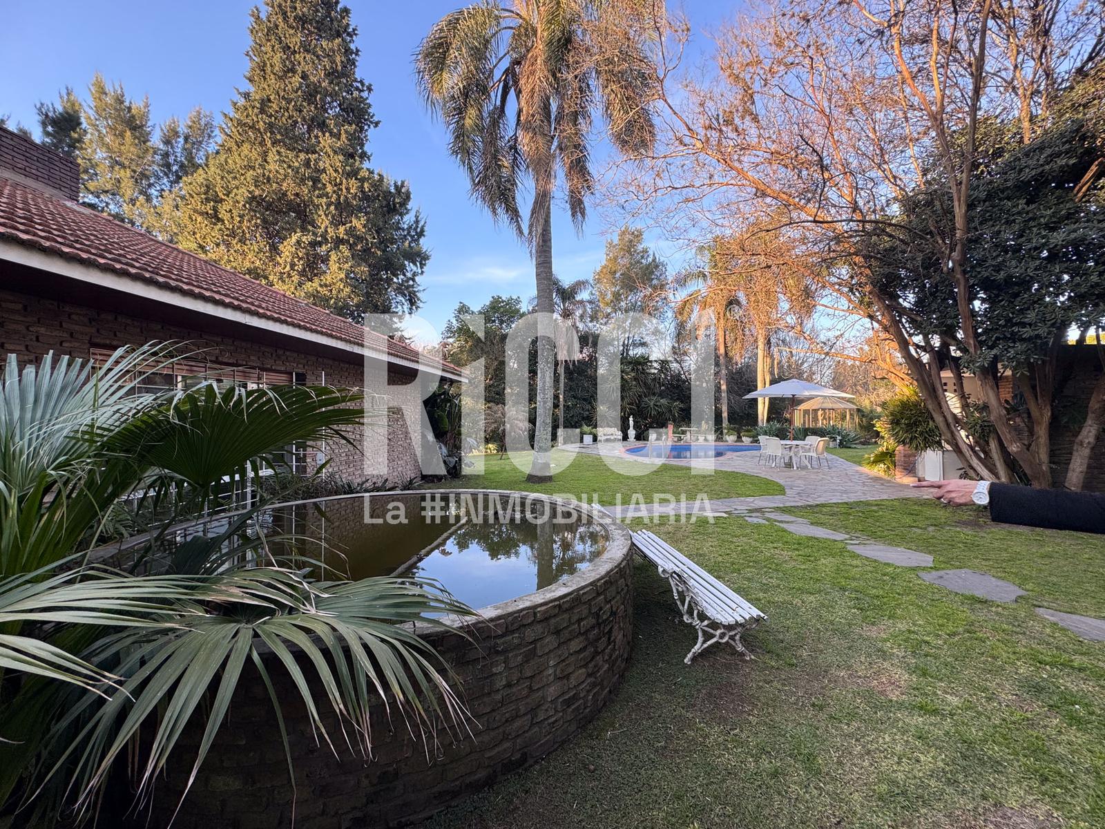 Foto Casa en Venta en Ranelagh, Berazategui Casa quinta en venta ranelagh apta credito