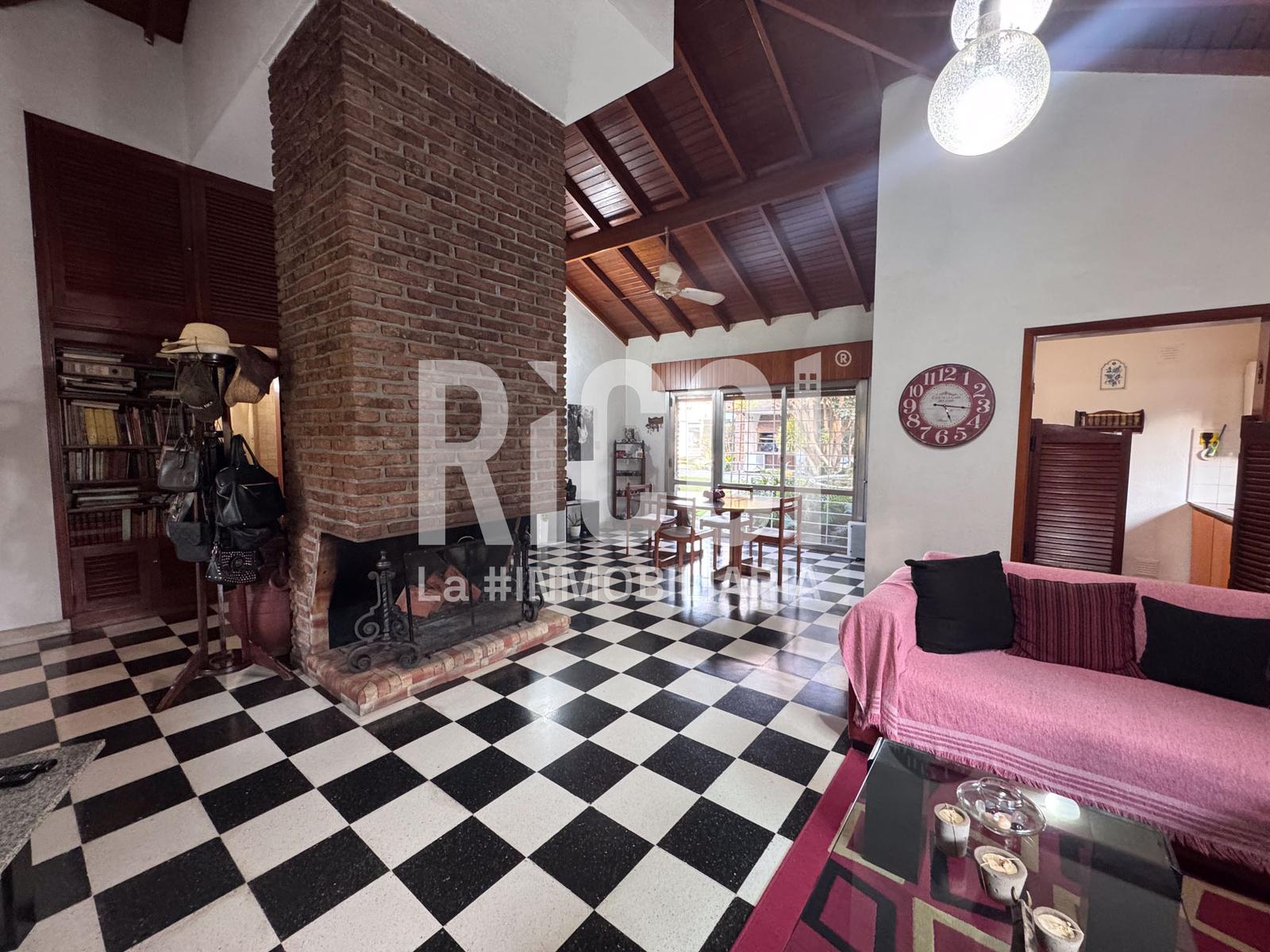 Foto Casa en Venta en Ranelagh, Berazategui Casa quinta en venta ranelagh apta credito