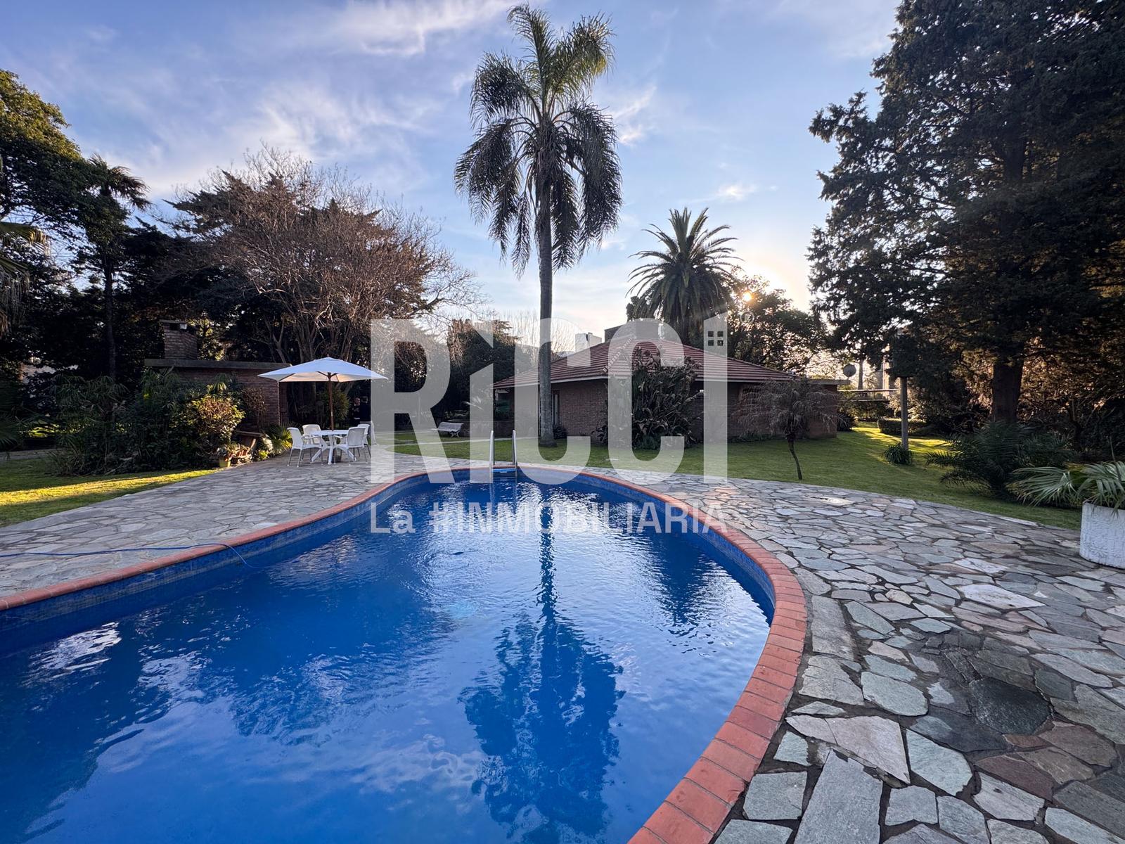 Foto Casa en Venta en Ranelagh, Berazategui Casa quinta en venta ranelagh apta credito