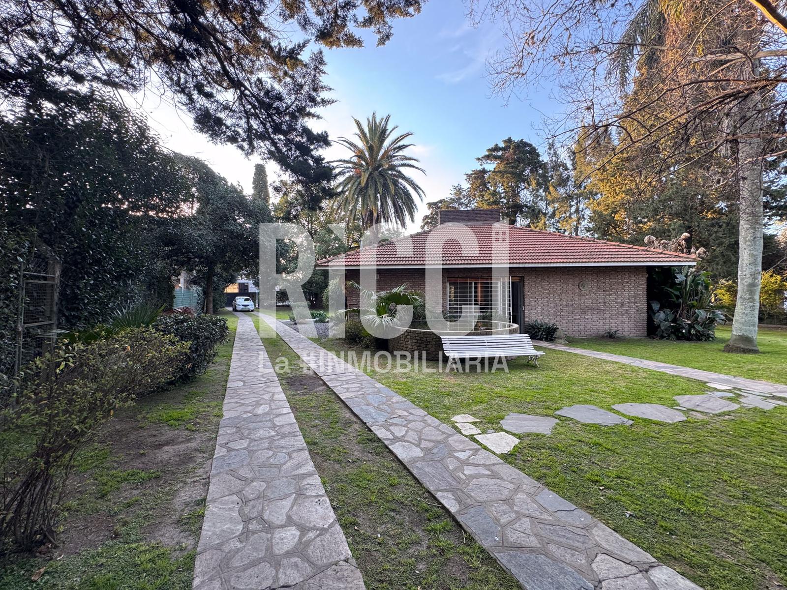 Foto Casa en Venta en Ranelagh, Berazategui Casa quinta en venta ranelagh apta credito