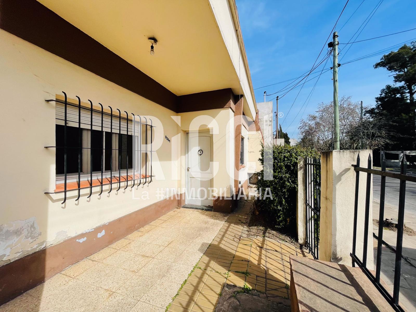 Foto Casa en Venta en Ranelagh, Berazategui Av. Eva Peron al 3200