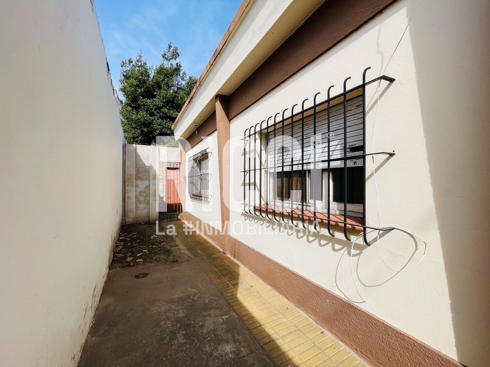Foto Casa en Venta en Ranelagh, Berazategui Av. Eva Peron al 3200