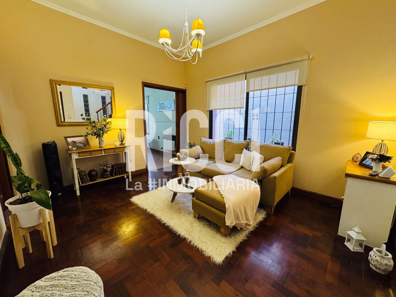 Foto Casa en Venta en Berazategui, Berazategui Casa 4 ambientes en venta berazategui