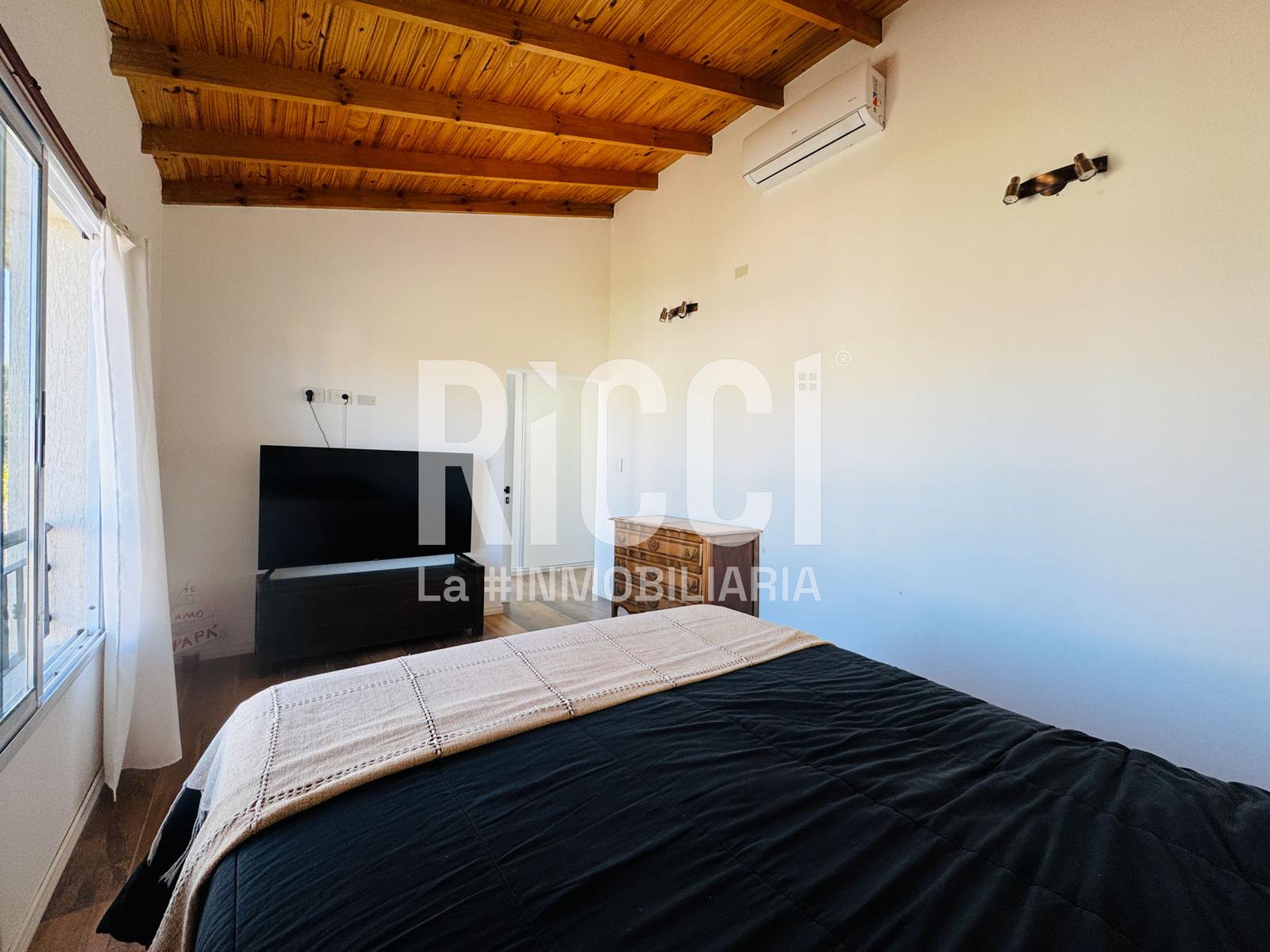 Foto Casa en Venta en Sourigues, Berazategui Barrio cerrado Vicente Federico 1