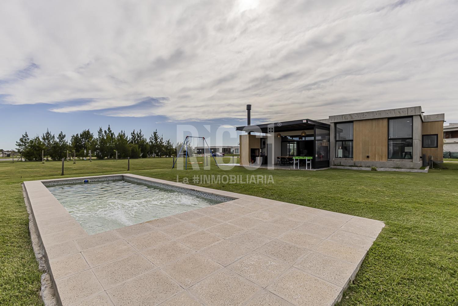 Foto Casa en Venta en Villalobos, Guillermo E Hudson Barrio Villalobos lote 337