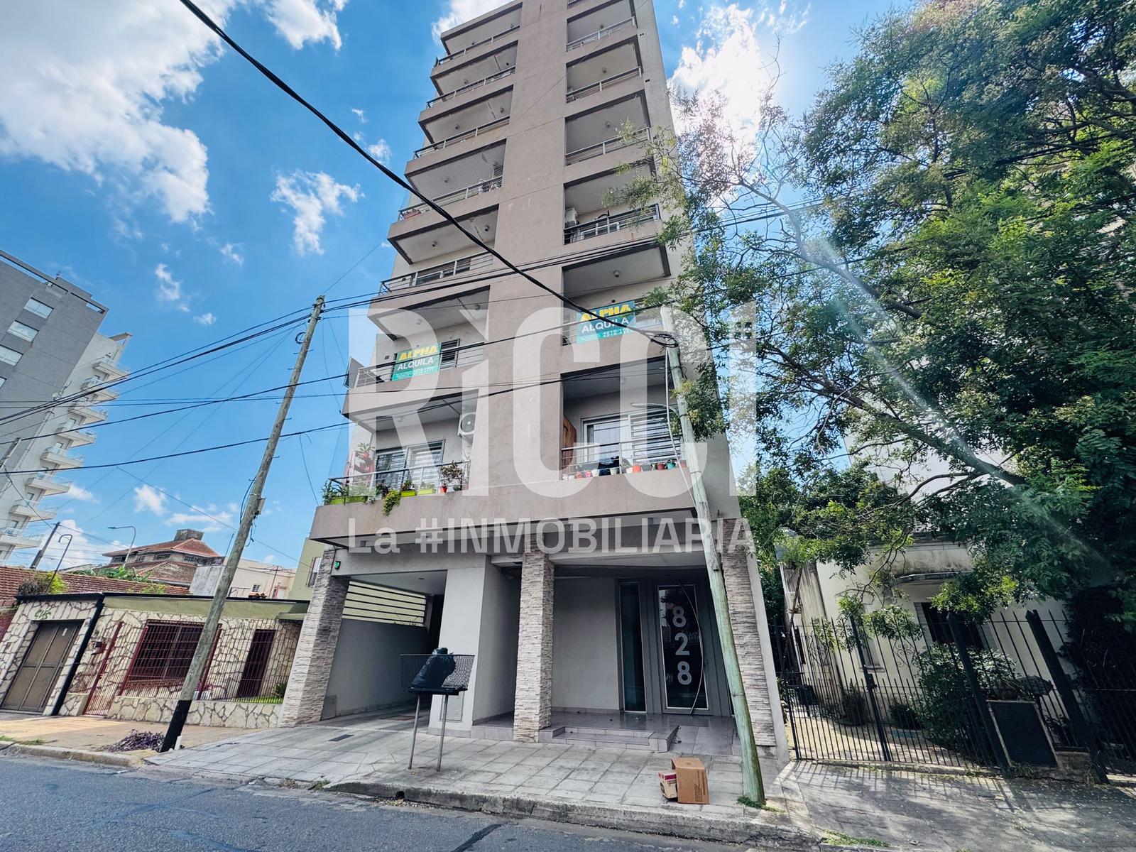 Foto Departamento en Venta en Berazategui, G.B.A. Zona Sur Departamento 3 ambientes con cochera en venta berazategui