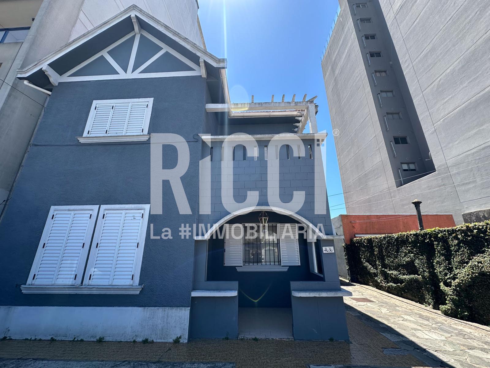 Foto Casa en Venta en Berazategui, Berazategui 10 al 4600