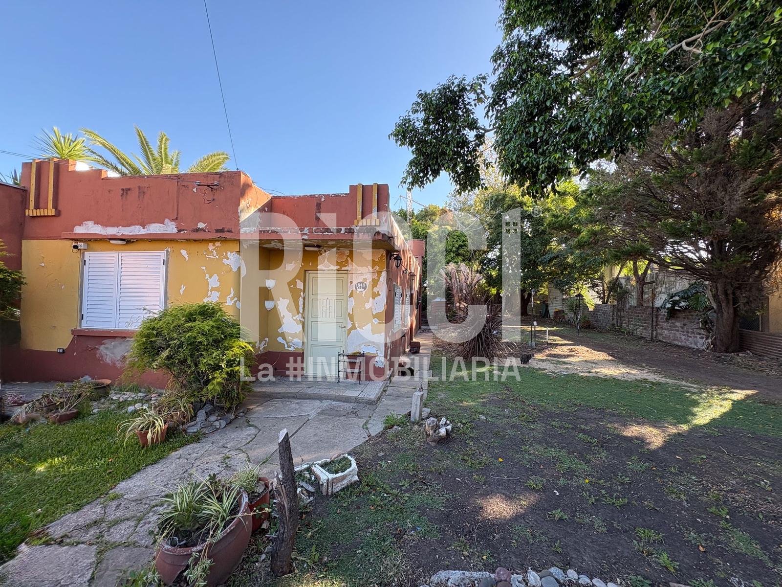 Foto Casa en Venta en Berazategui, G.B.A. Zona Sur Calle 143 al 1900