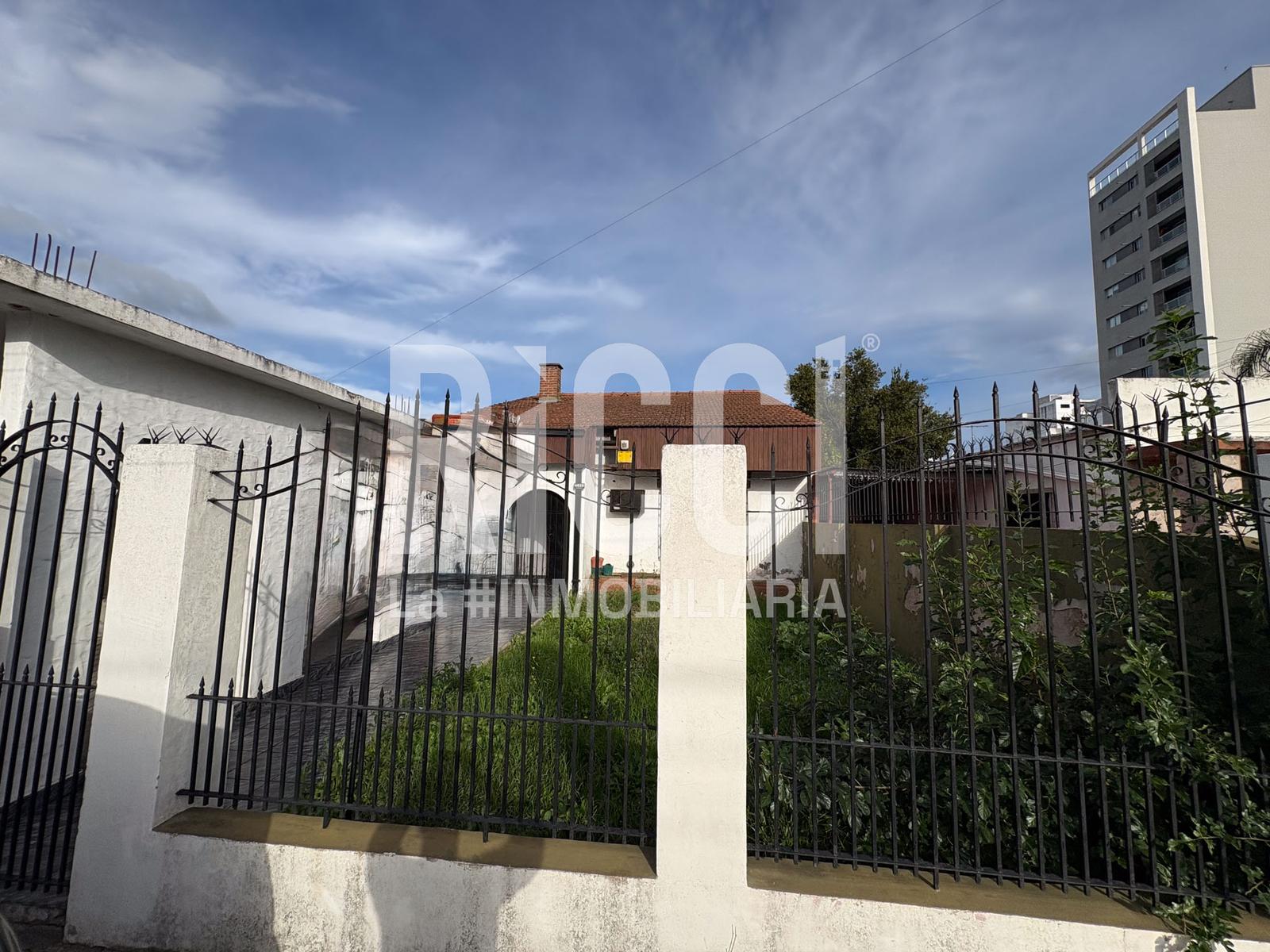 Foto Casa en Venta en Berazategui, G.B.A. Zona Sur 7 al 4600