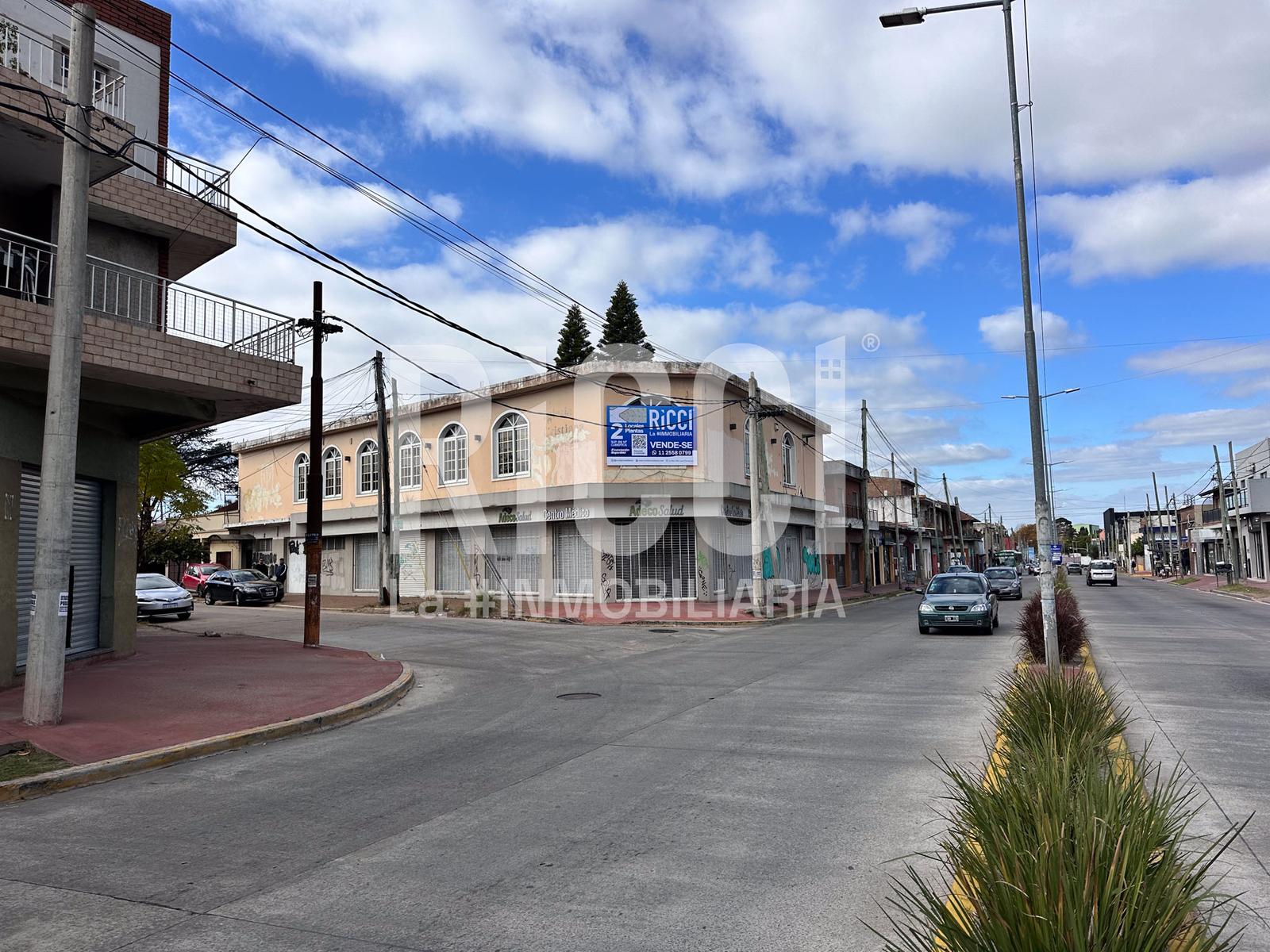 Foto Local en Venta en Quilmes, Quilmes av mitre  al 4600