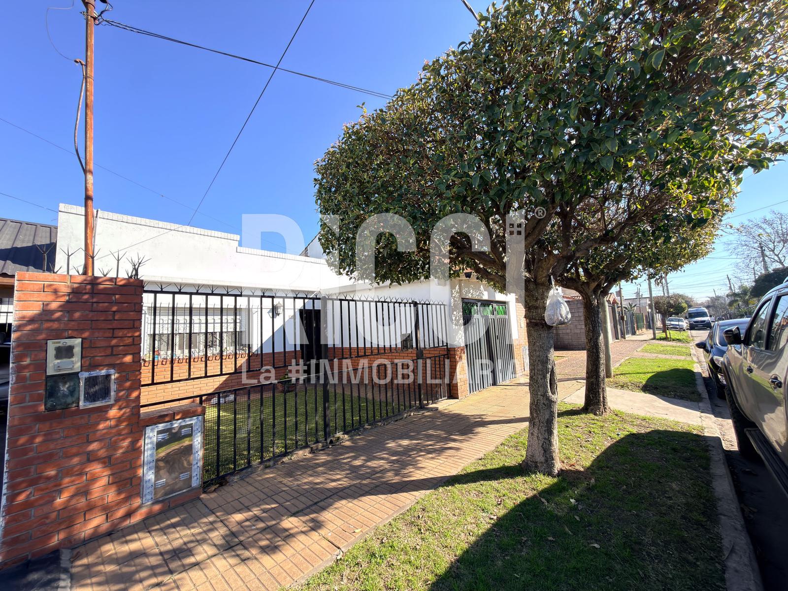 Foto Casa en Venta en Quilmes, Quilmes Sarmiento al 1500